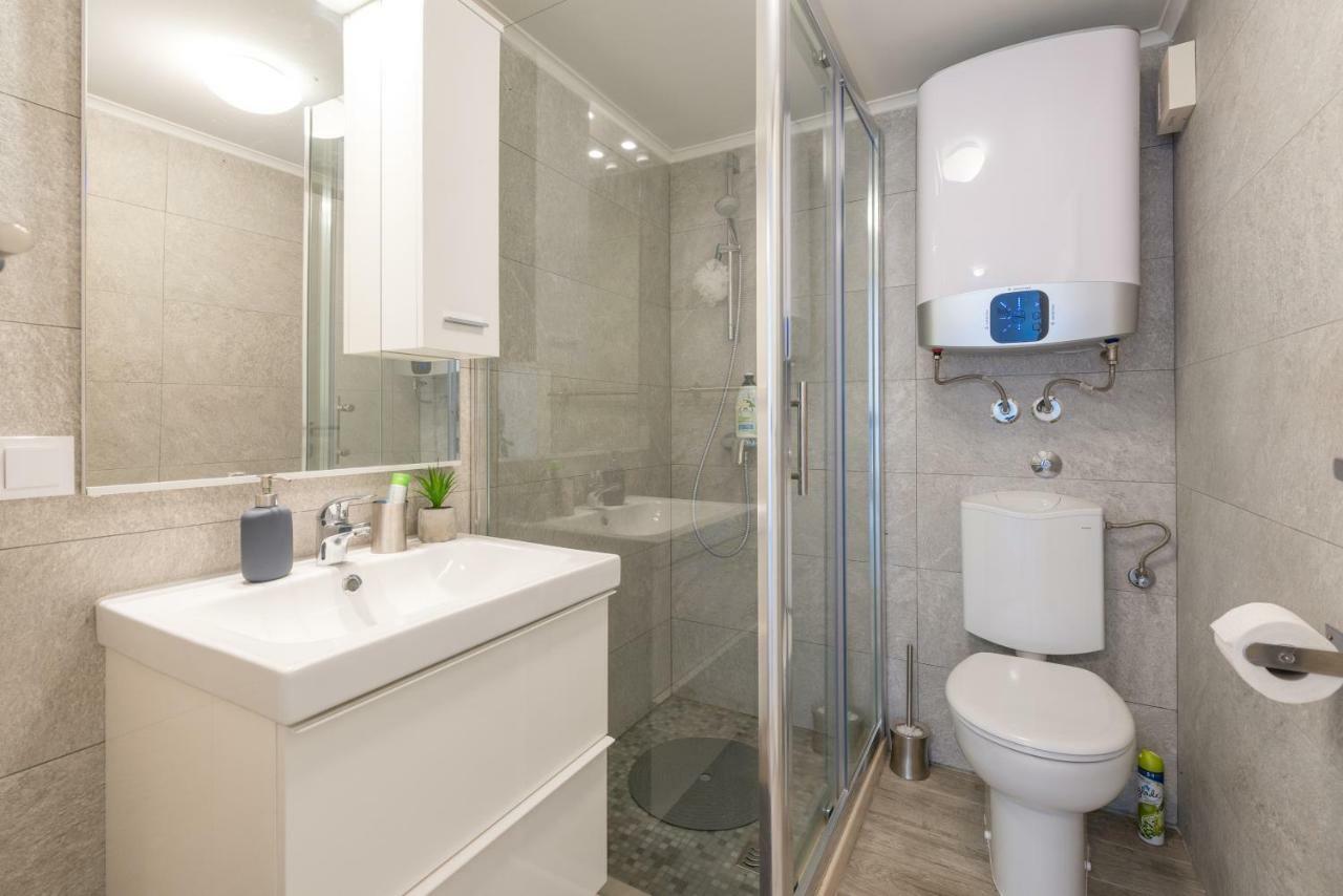 Brand New With Terrace & Parking Apartment *
