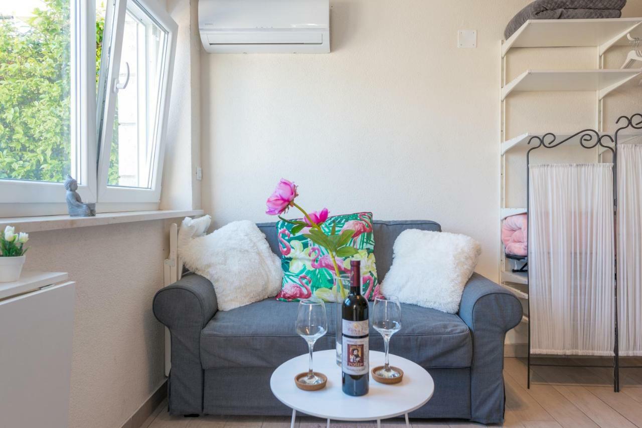Brand New With Terrace & Parking *